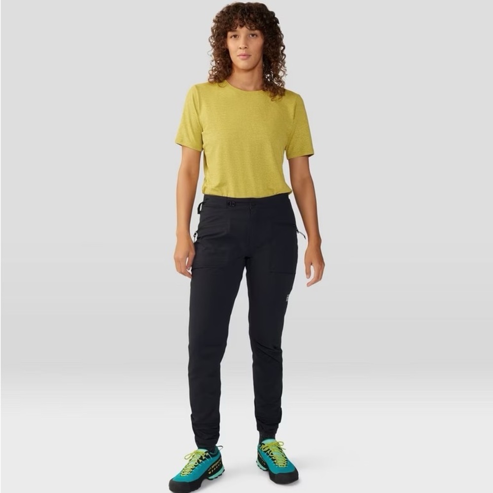 Mountain Hardware Black Women's Pants size 16 Alpine Light